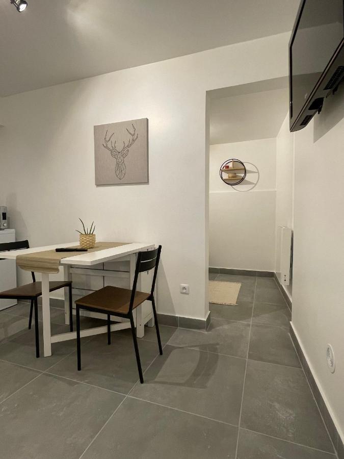 Appartement Grand studio tout équipé proche Paris&Disneyland à Ozoir-la-Ferrière Extérieur photo